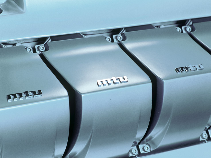 MTU 16V2000CR11.jpg